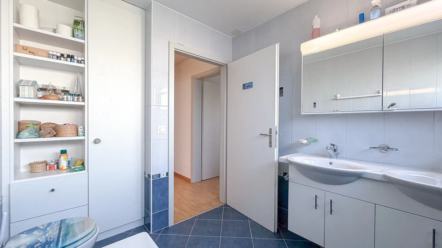 APPARTEMENT FAMILIAL 4.5P EN REZ DE JARDIN PROCHE TENNIS - LOT 04 - Photo 16 sur 28