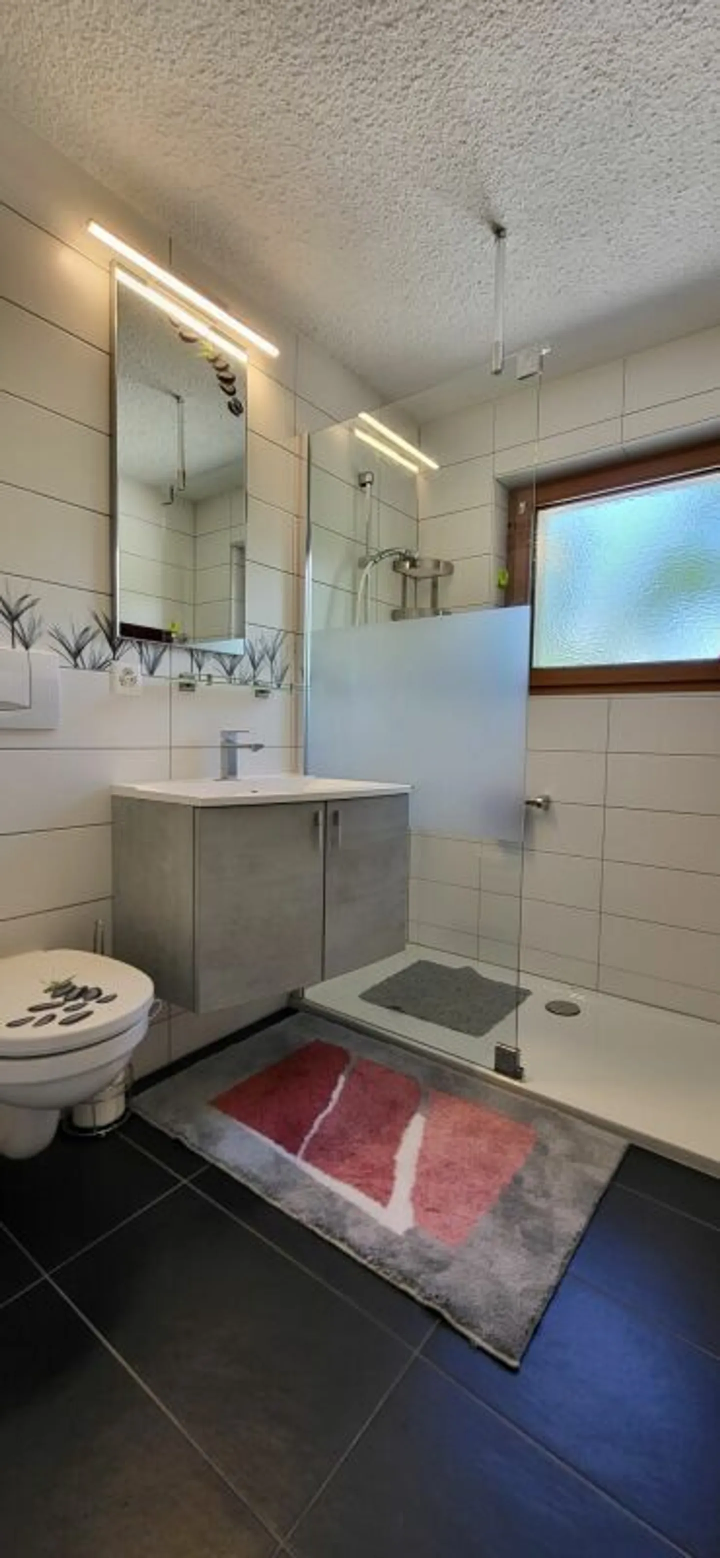 Propriété au caractère unique composée de 3 appartements - Photo 18 sur 34
