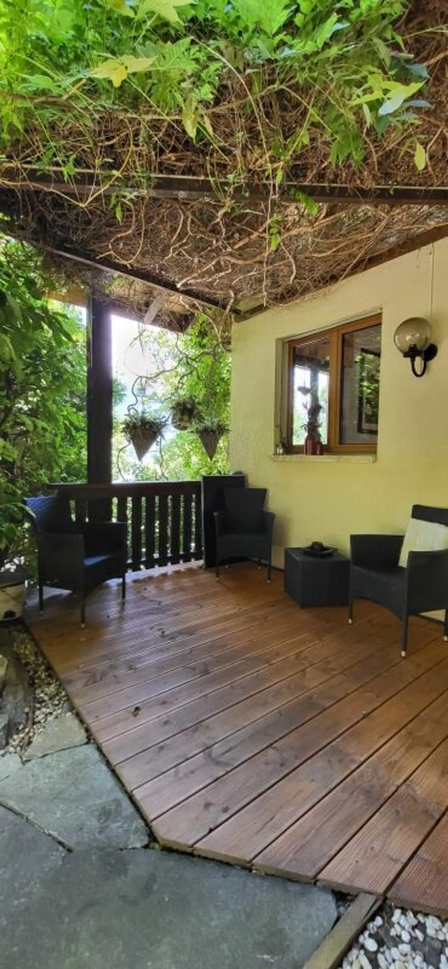 Propriété au caractère unique composée de 3 appartements - Photo 31 sur 34