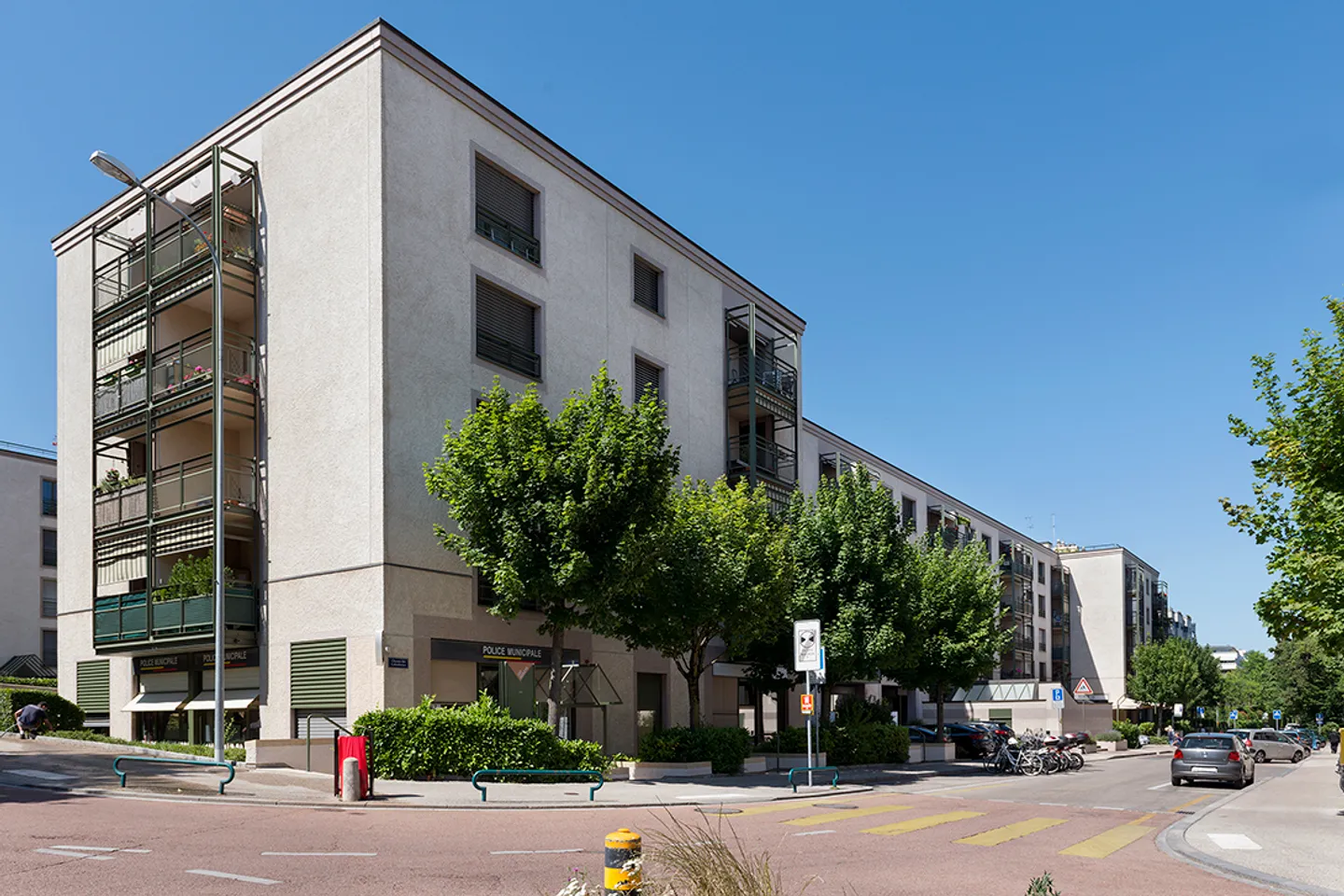 Place souterraine 1 pièce - Photo 2 sur 3