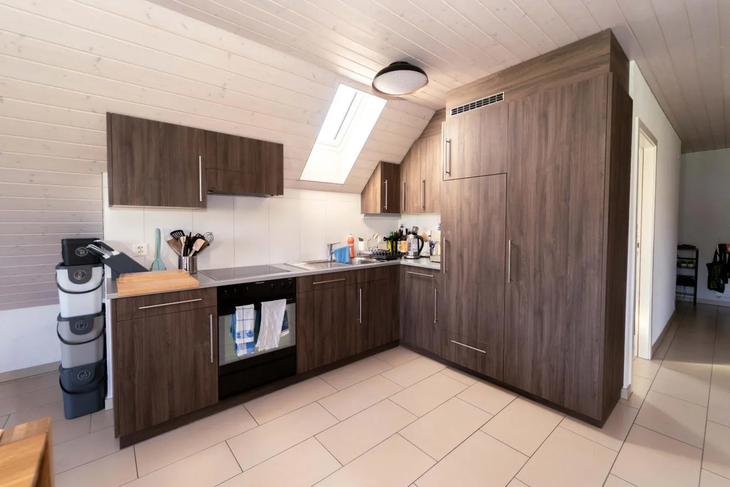 Rare Spaces for a 2.5-Room Typology - Photo 4 of 11