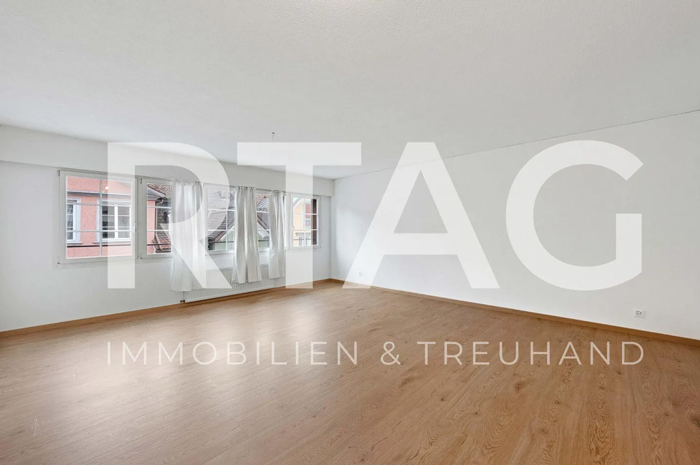 Charmante Wohnung in Altstätten - Foto 1 von 8