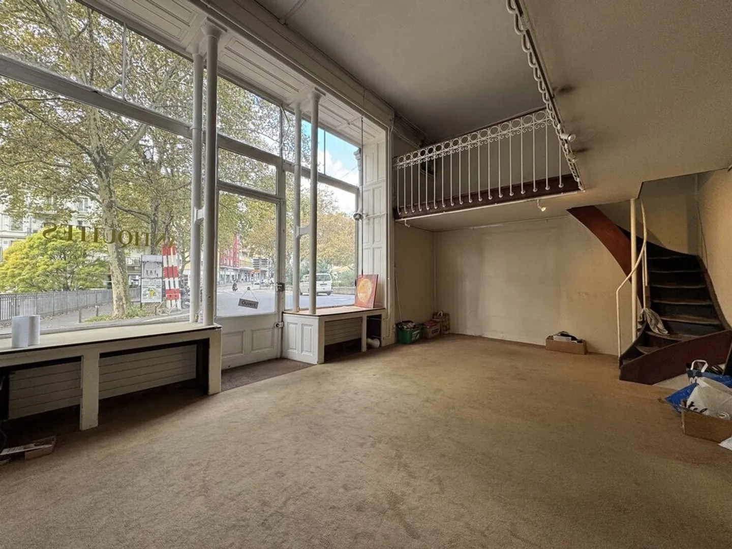 Propriété commerciale lumineuse de 62m2 à louer à Lausanne - Photo 2 sur 7