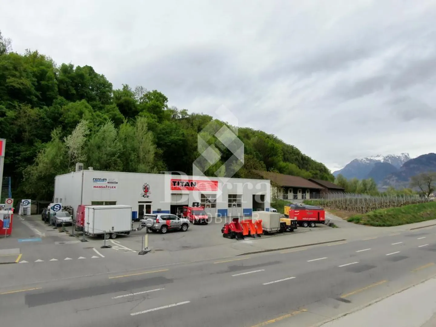 Hall industrielle/Garage déjà loué - Photo 3 sur 13