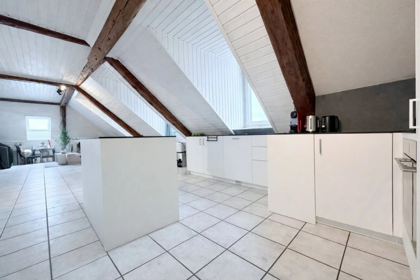 Renoviertes 3.5-Zimmer-Apartment - Foto 3 von 9