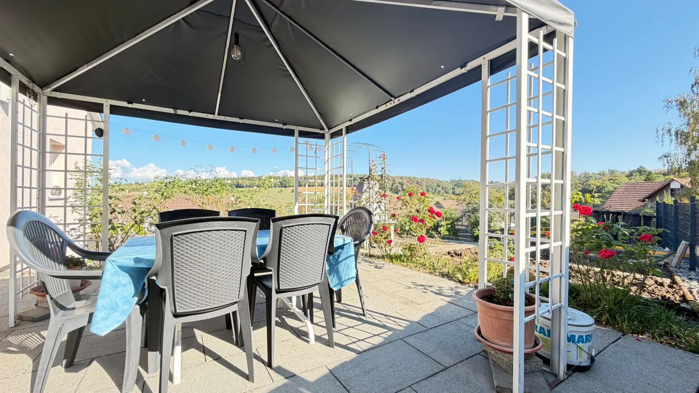 Sole & Vista Ampia - Casa di 4.5 stanze con Garage - Foto 9 di 28