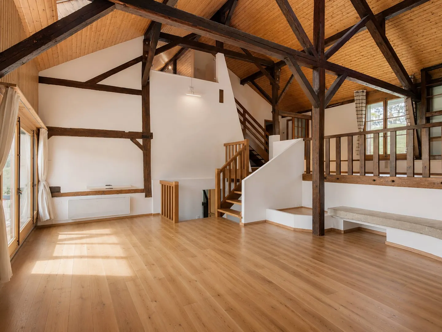 Charming Farmhouse Retreat - Photo 2 of 13