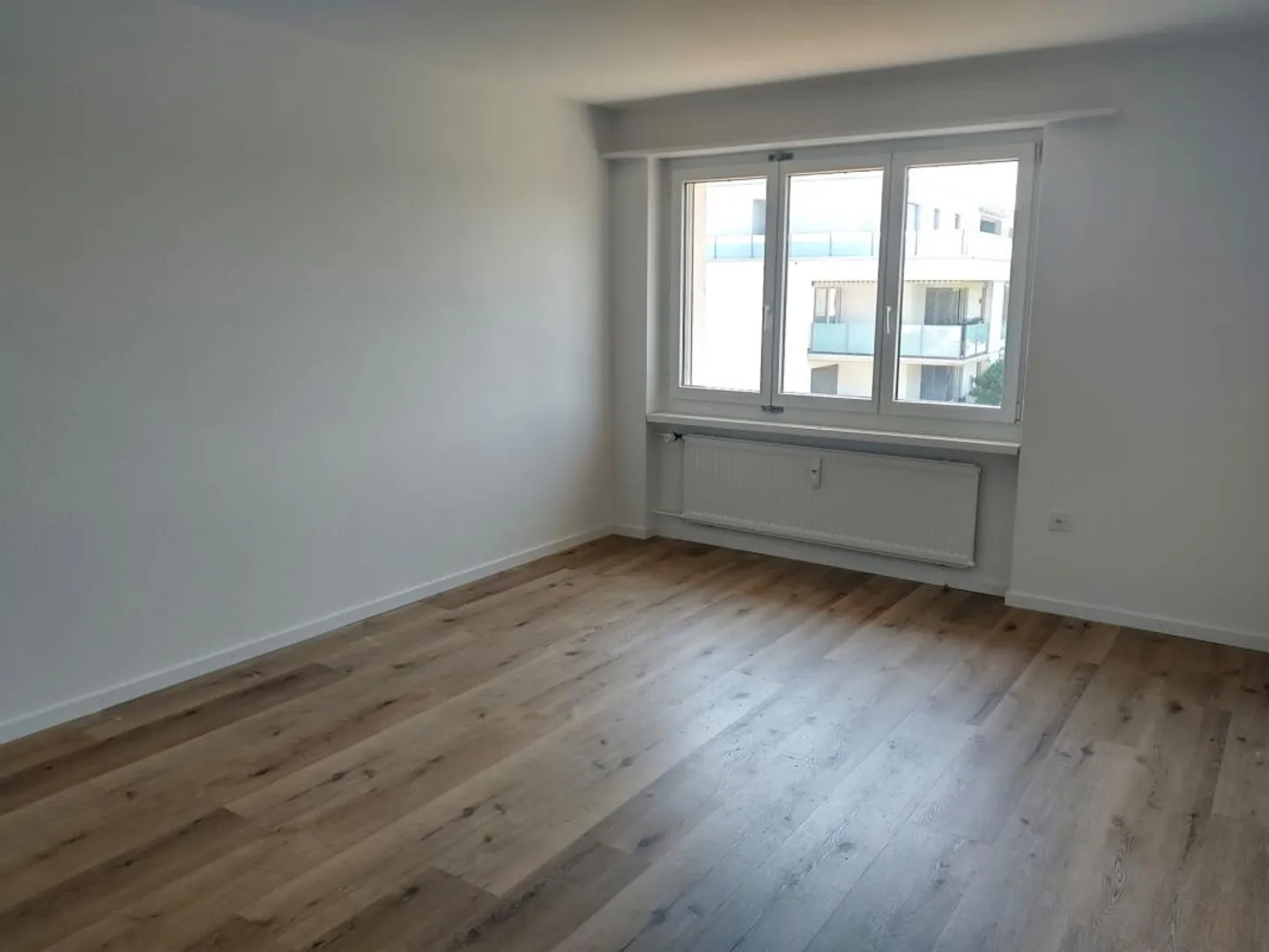 Appartement 2 pièces confortable dans un emplacement calme - Photo 5 sur 7