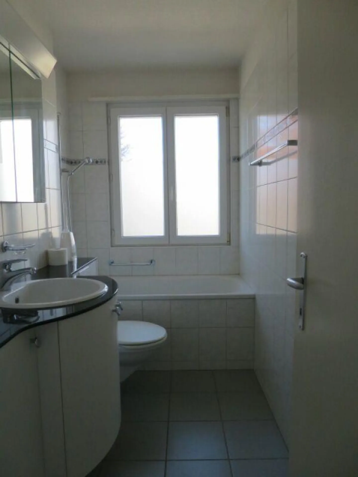 One-room apartment for you! - Photo 3 of 4