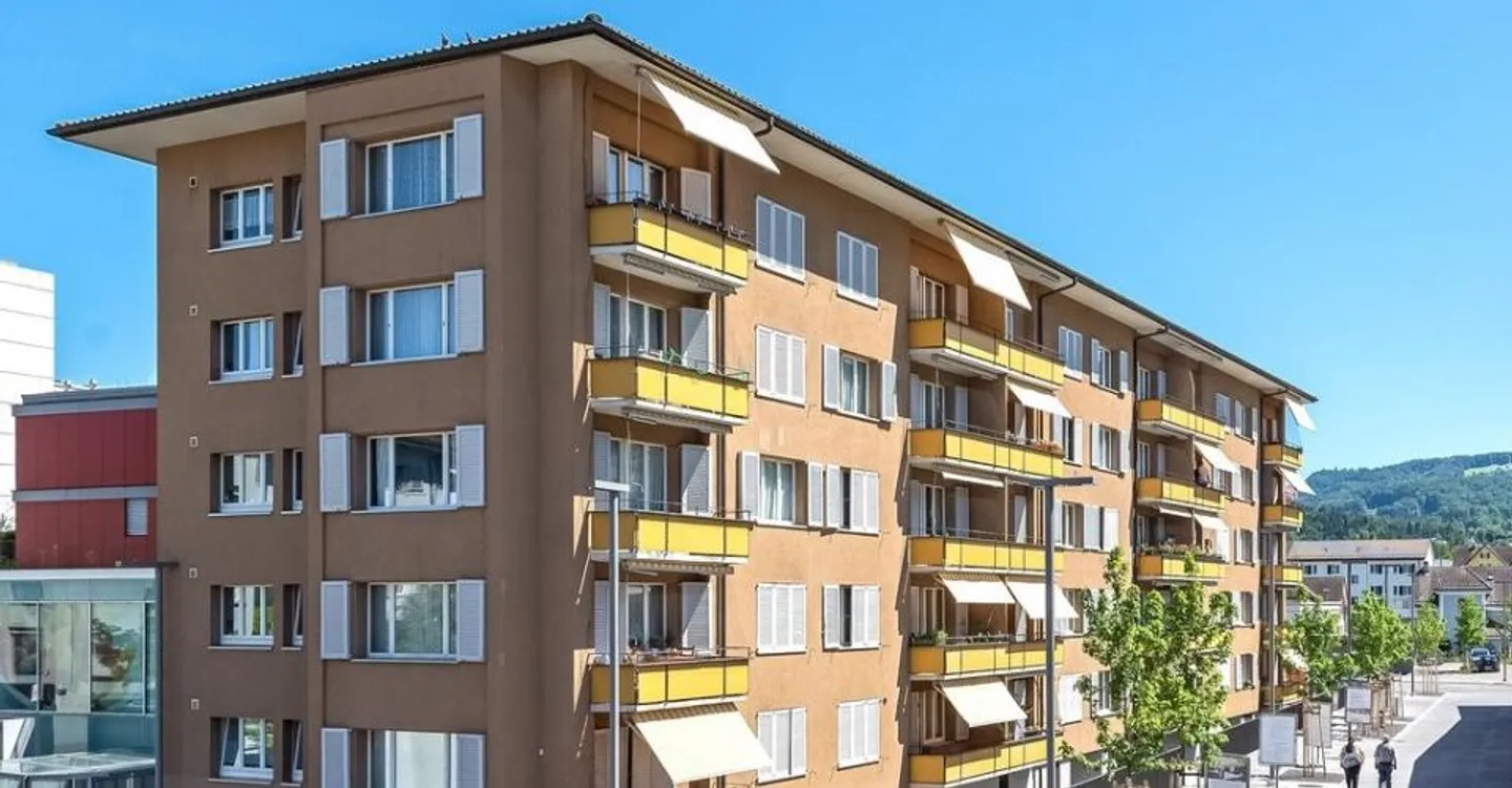 Limited until 30.09.2028 - Apartment at Adliswil Station - Photo 1 of 10