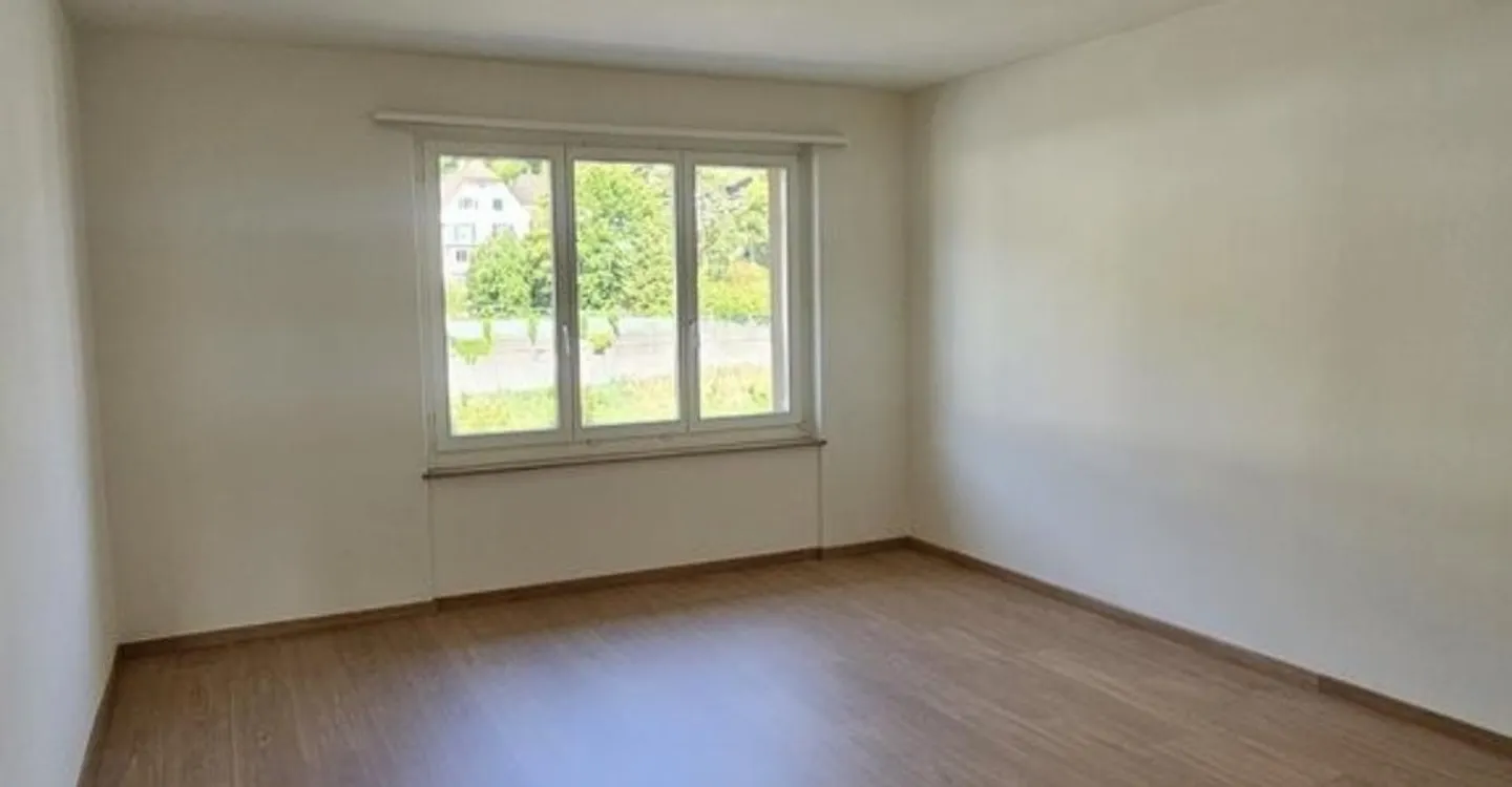 Limited until 30.09.2028 - Apartment at Adliswil Station - Photo 5 of 10