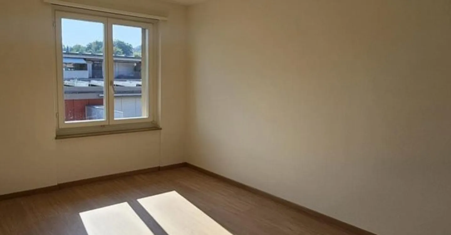 Limited until 30.09.2028 - Apartment at Adliswil Station - Photo 6 of 10