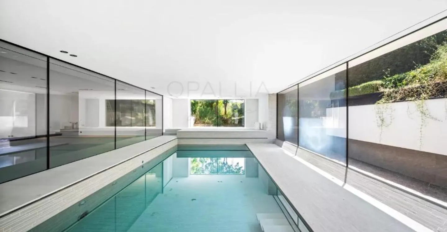 Villa 10 Zimmer - Foto 9 von 11