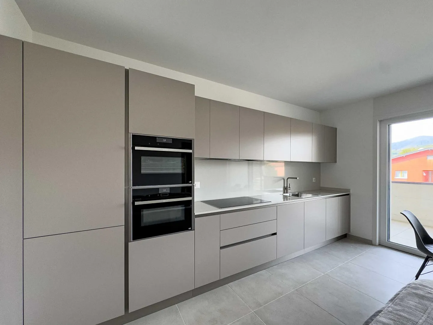 Nouvel appartement de 3,5 pièces à louer à Genestrerio - Photo 3 sur 11