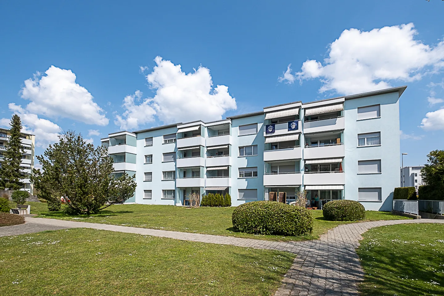 Central, family-friendly, simply beautiful living - Photo 1 of 9