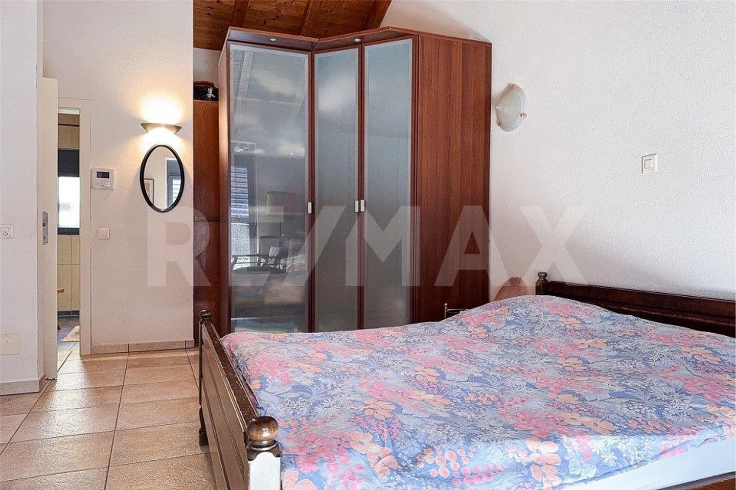 Renoviertes Haus mit Pergola - Foto 10 von 13