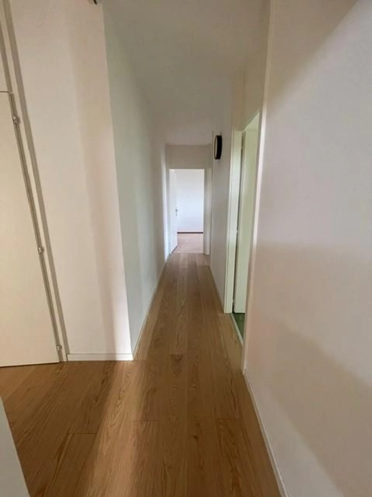 Appartement spacieux avec vue sur le lac - Photo 7 sur 8