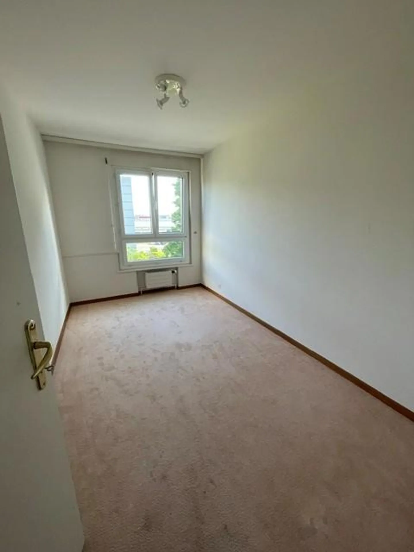 Appartement spacieux avec vue sur le lac - Photo 8 sur 8