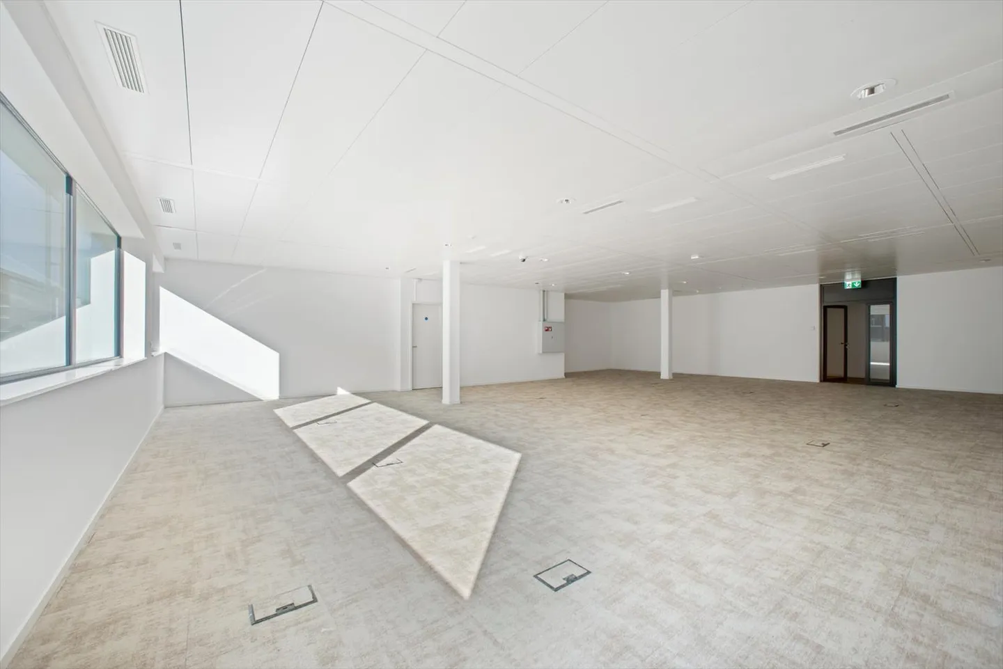 Bureaux à louer à partir de 107 m2 sur le site de Terre Bonne - Photo 4 sur 6