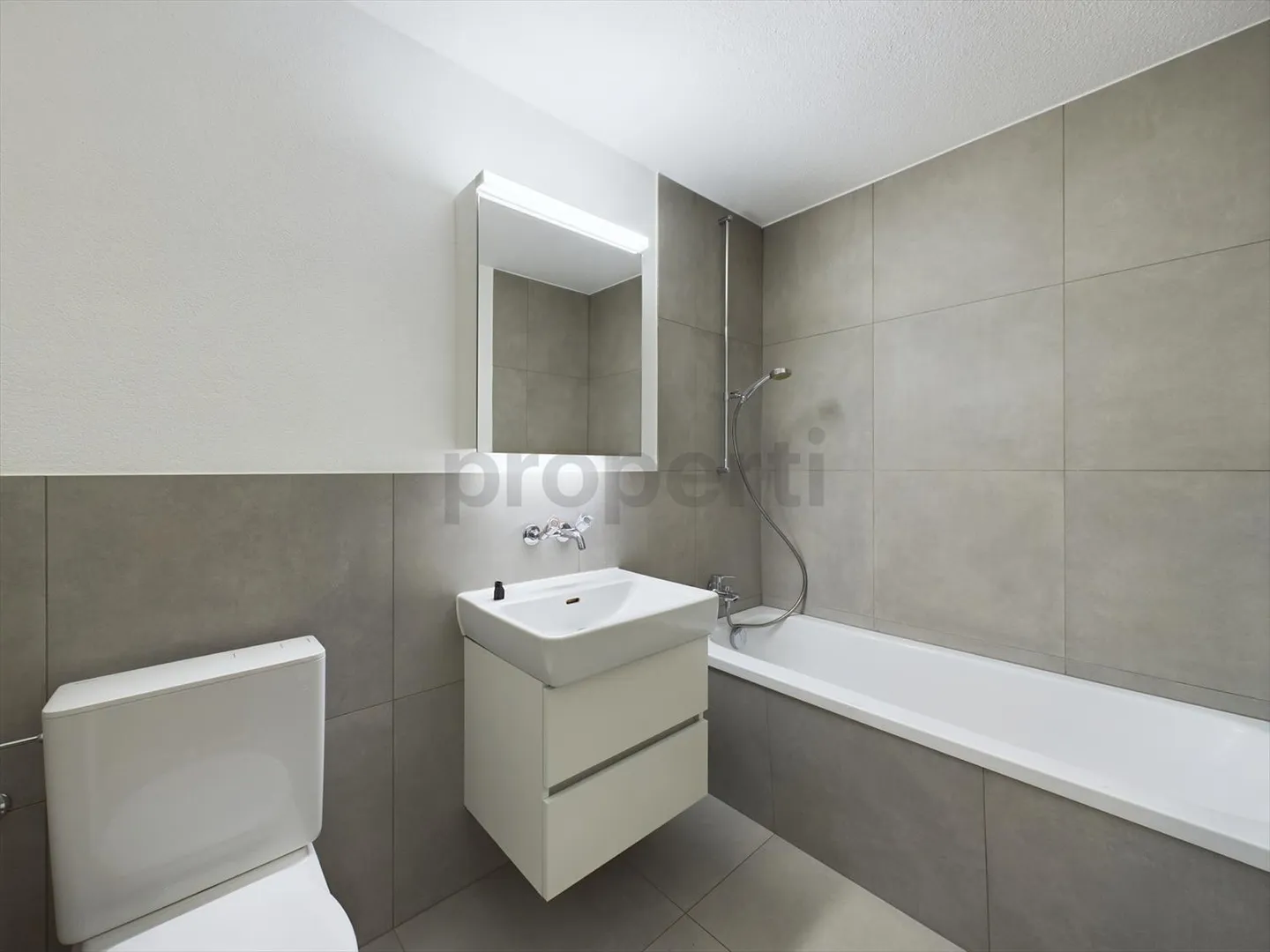 Cozy 4.5-room apartment in Eggenwil - Photo 11 of 13