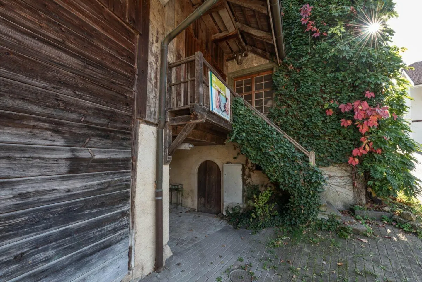 Farmhouse with outbuilding - Photo 3 of 28