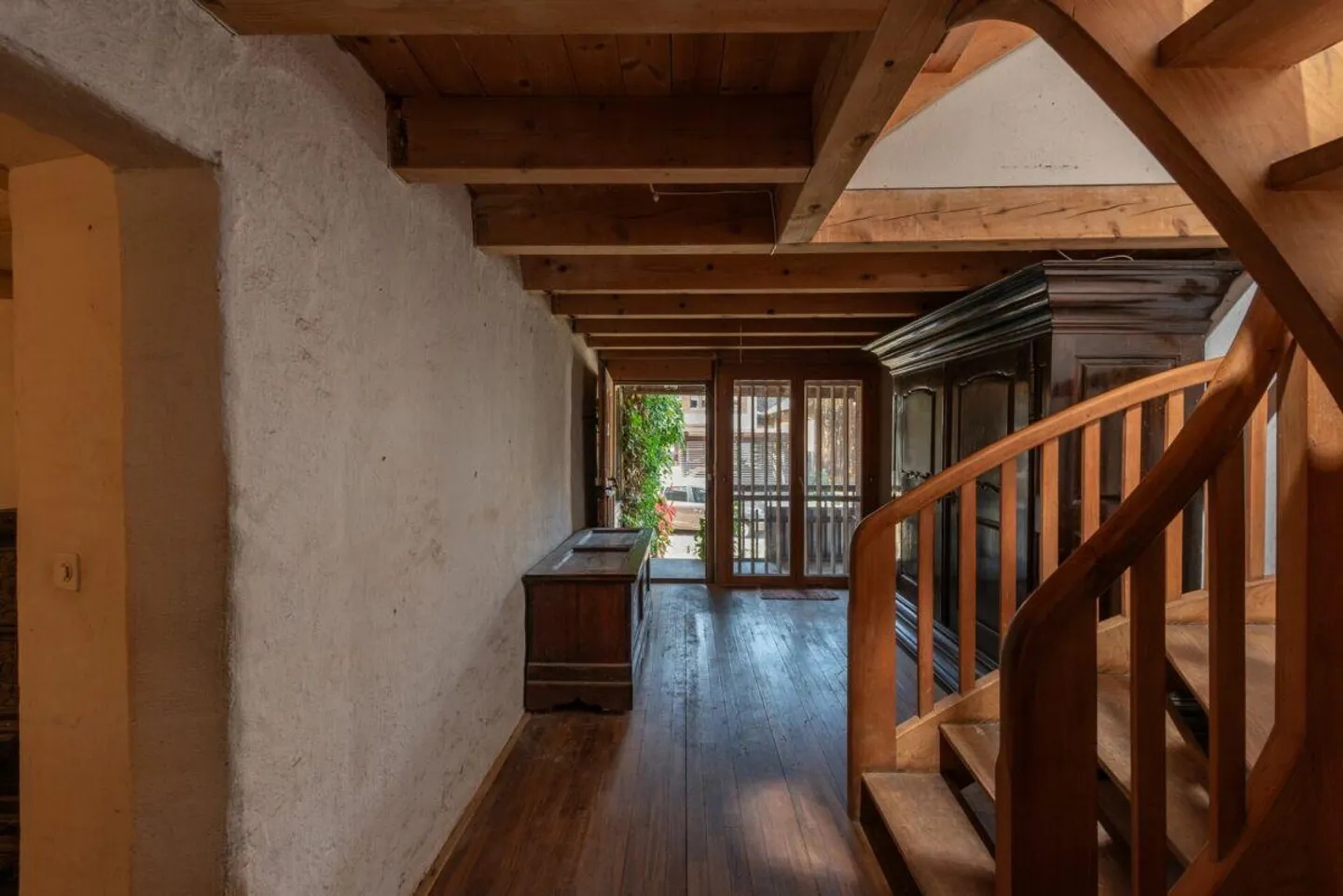 Farmhouse with outbuilding - Photo 5 of 28