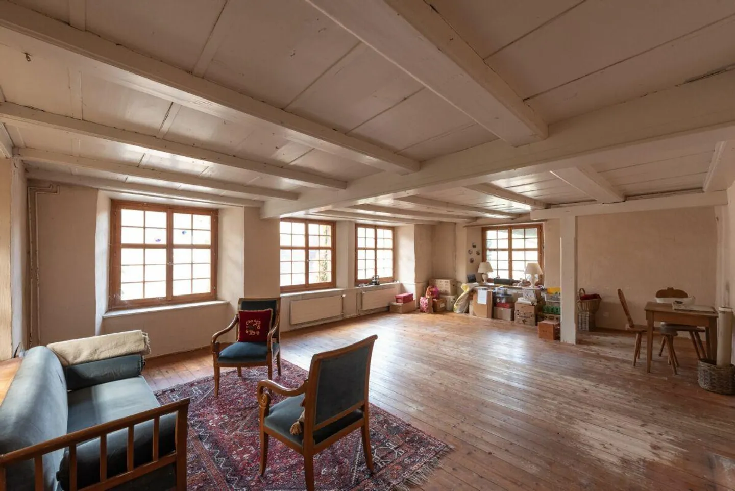 Farmhouse with outbuilding - Photo 8 of 28