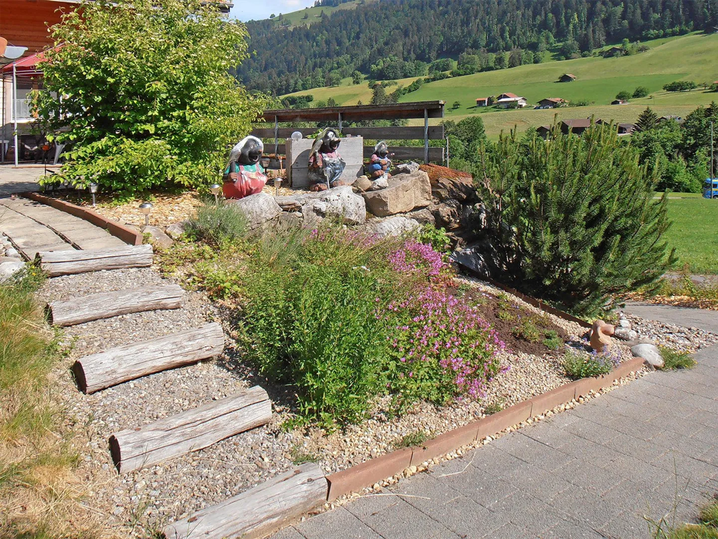 Ampia casa unifamiliare di 7,5 stanze con giardino - Foto 12 di 12