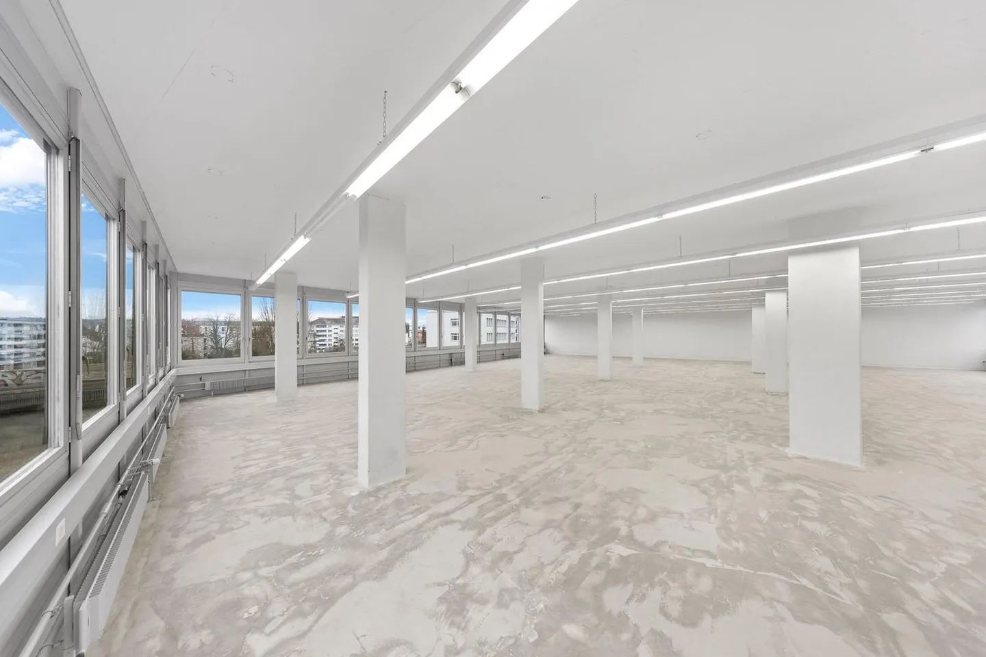 Espace commercial spacieux avec une charge de sol de 1 000 kg/m² ! - Photo 5 sur 13