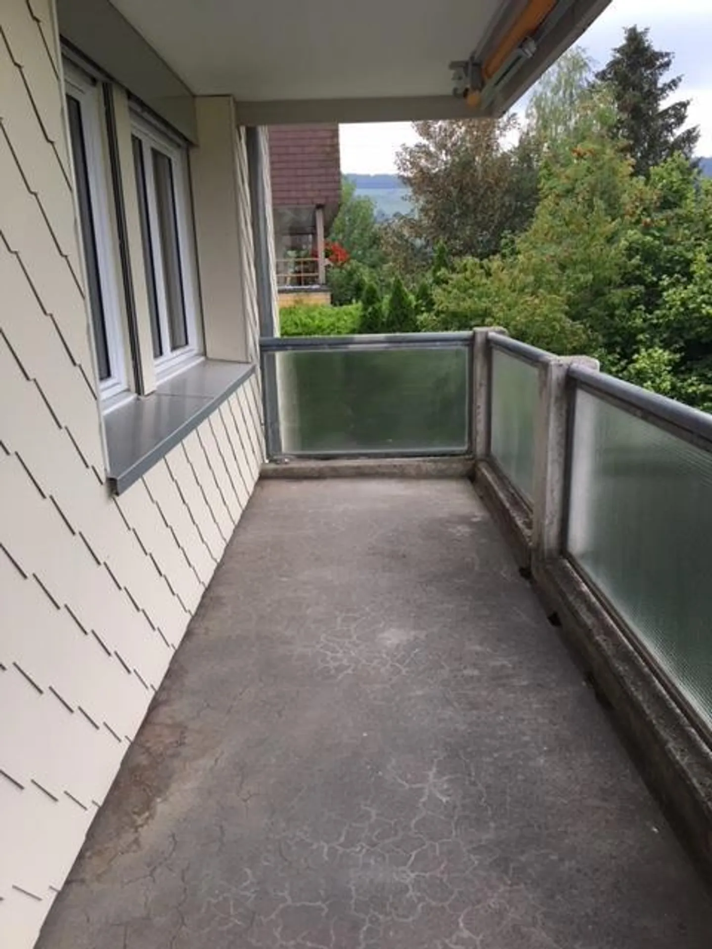 Praktische 4.5-Zimmer-Wohnung mit Blick ins Grüne - Foto 10 von 11