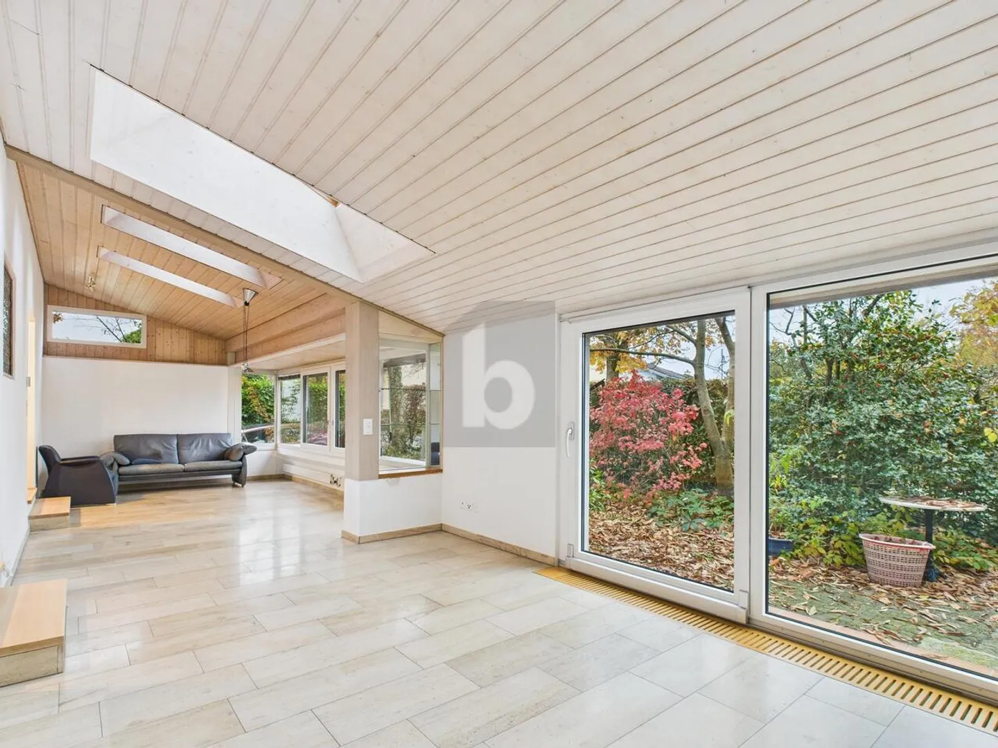 FORGIVEN - Photo 2 of 6