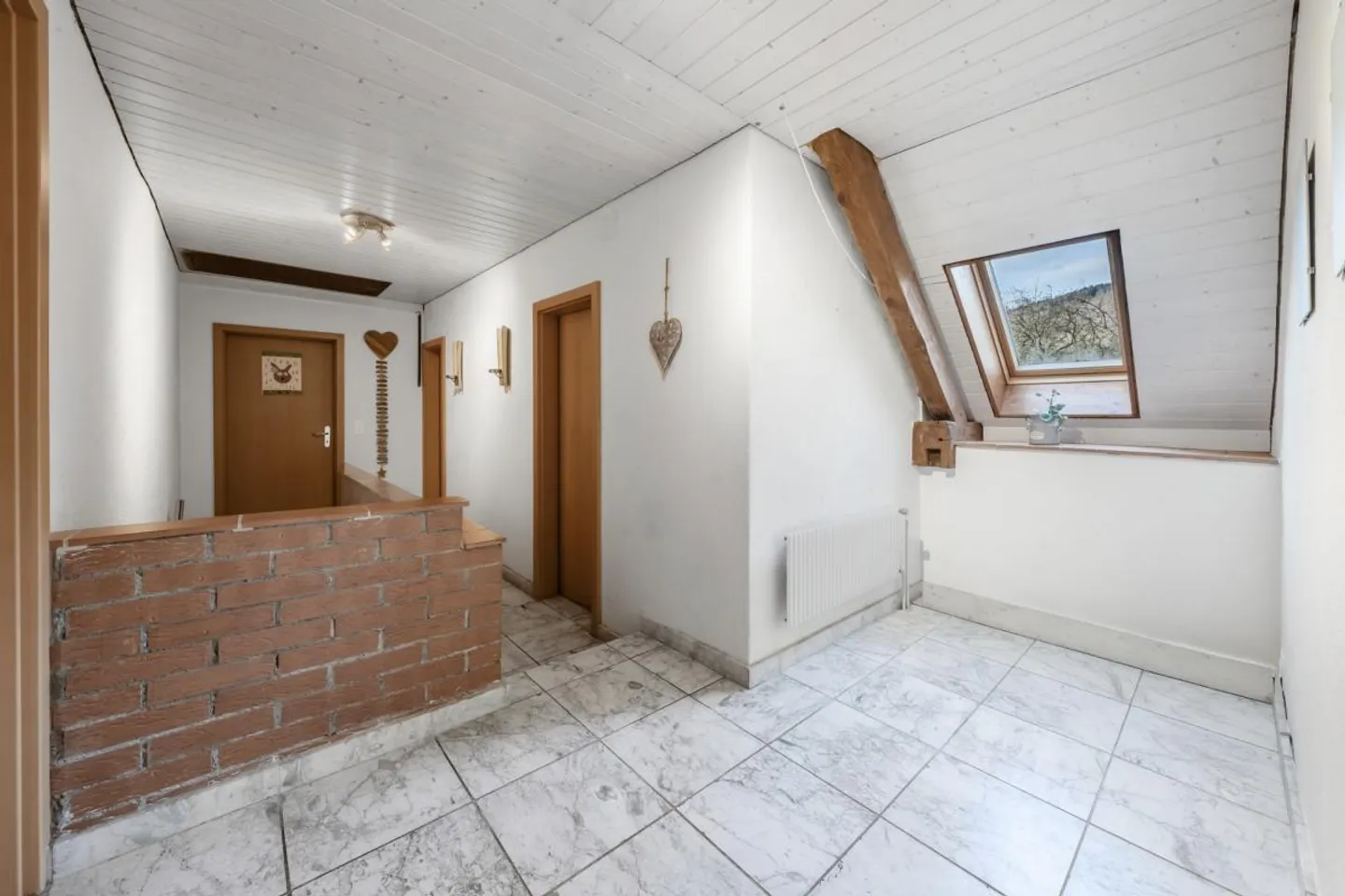 Spacious Duplex with Large Land - Photo 9 of 20