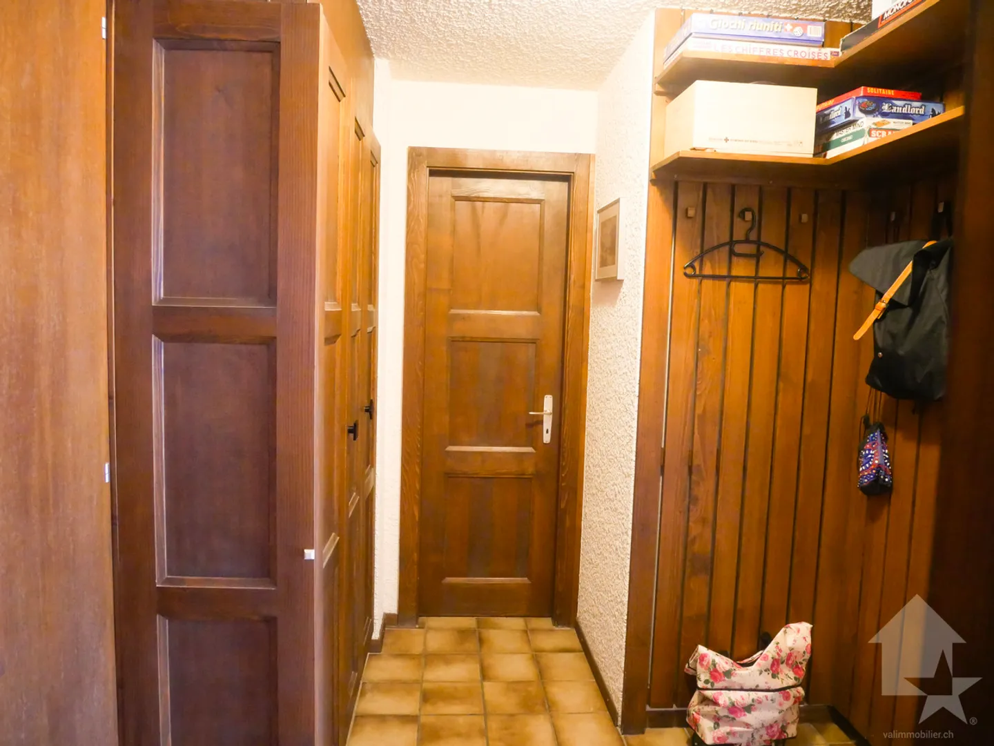 2.5 rooms in the heights of Ovronnaz with a very large terrace! - Photo 9 of 11