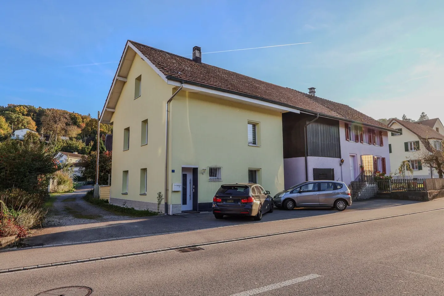 SINGLE-FAMILY HOUSE WITH POTENTIAL IN AMMERSWIL - Photo 1 of 12