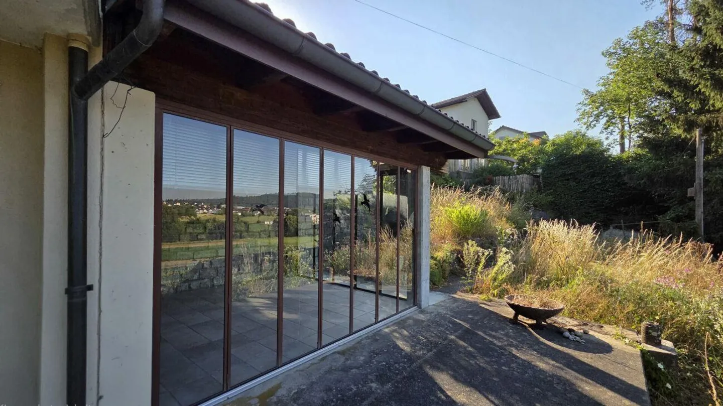 Detached 3.5-room single-family house close to the center, in a sunny location with a wide view - Photo 12 of 14
