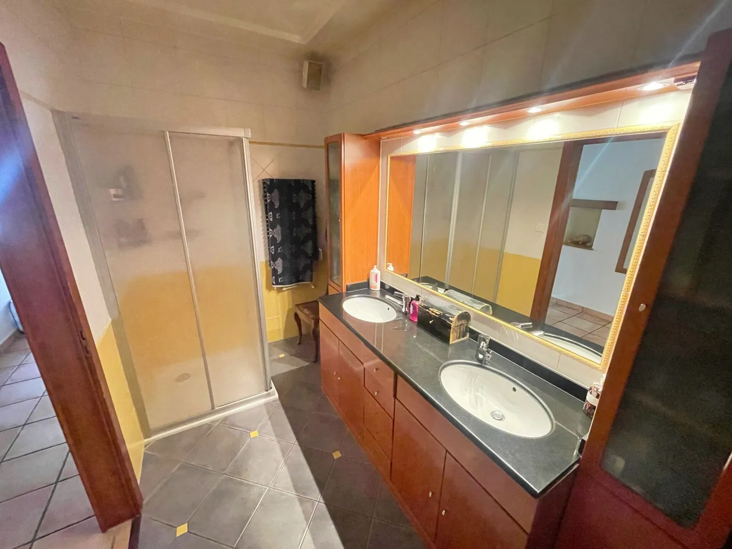 House with 2 apartments in Pampigny - Photo 35 of 65