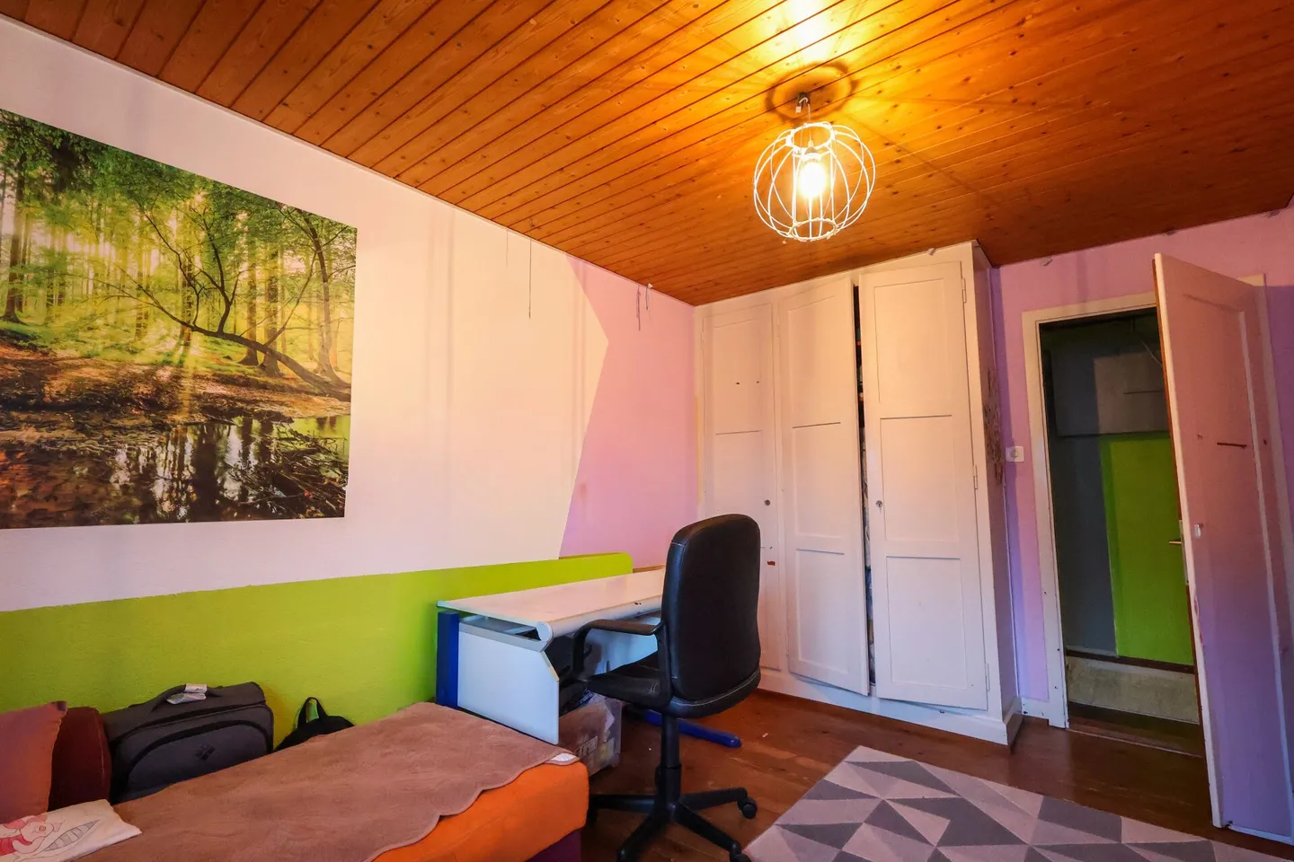 SINGLE-FAMILY HOUSE WITH POTENTIAL IN AMMERSWIL - Photo 6 of 12