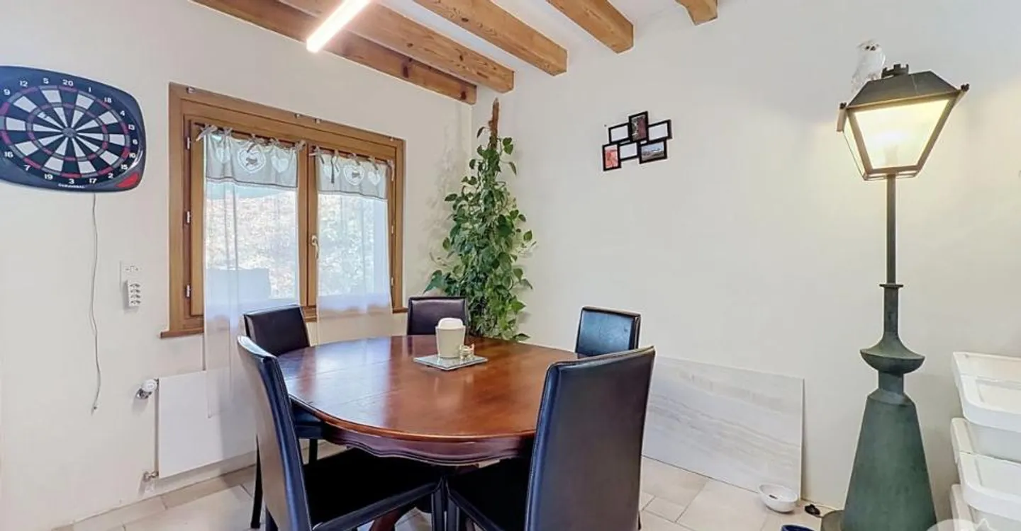 Maison Charmante avec Appartement - Photo 3 sur 8