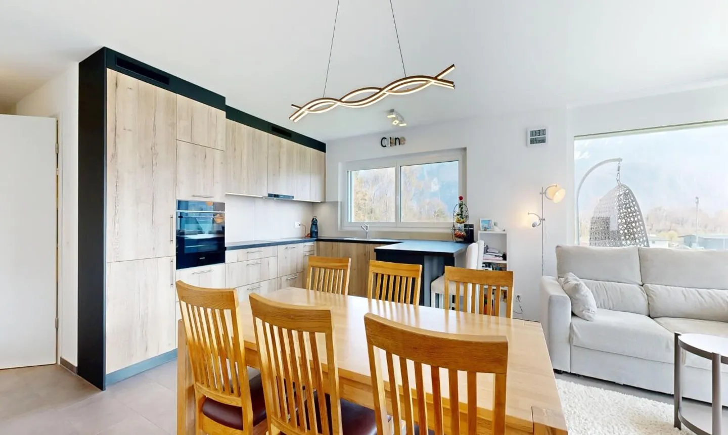 Exklusiv: Helle Wohnung mit großer Terrasse - Foto 5 von 11