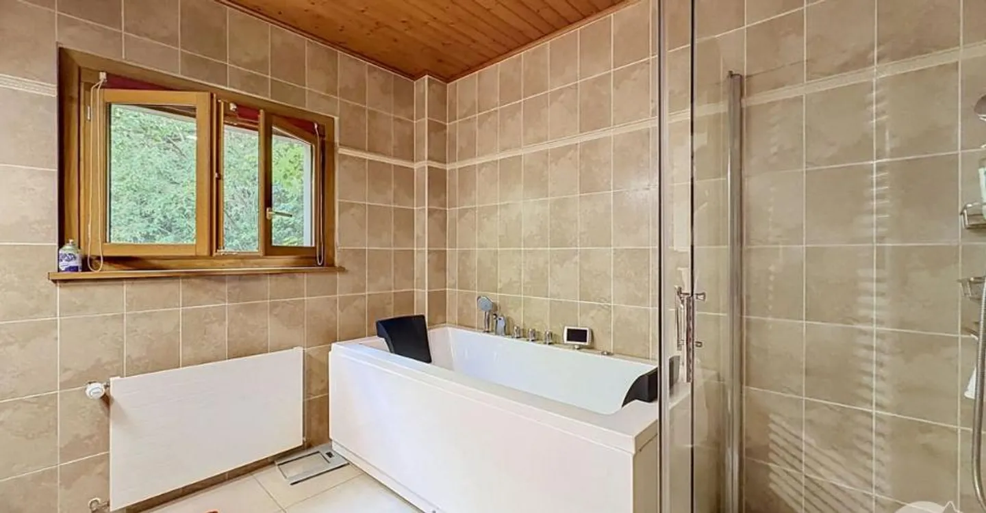 Maison Charmante avec Appartement - Photo 6 sur 8