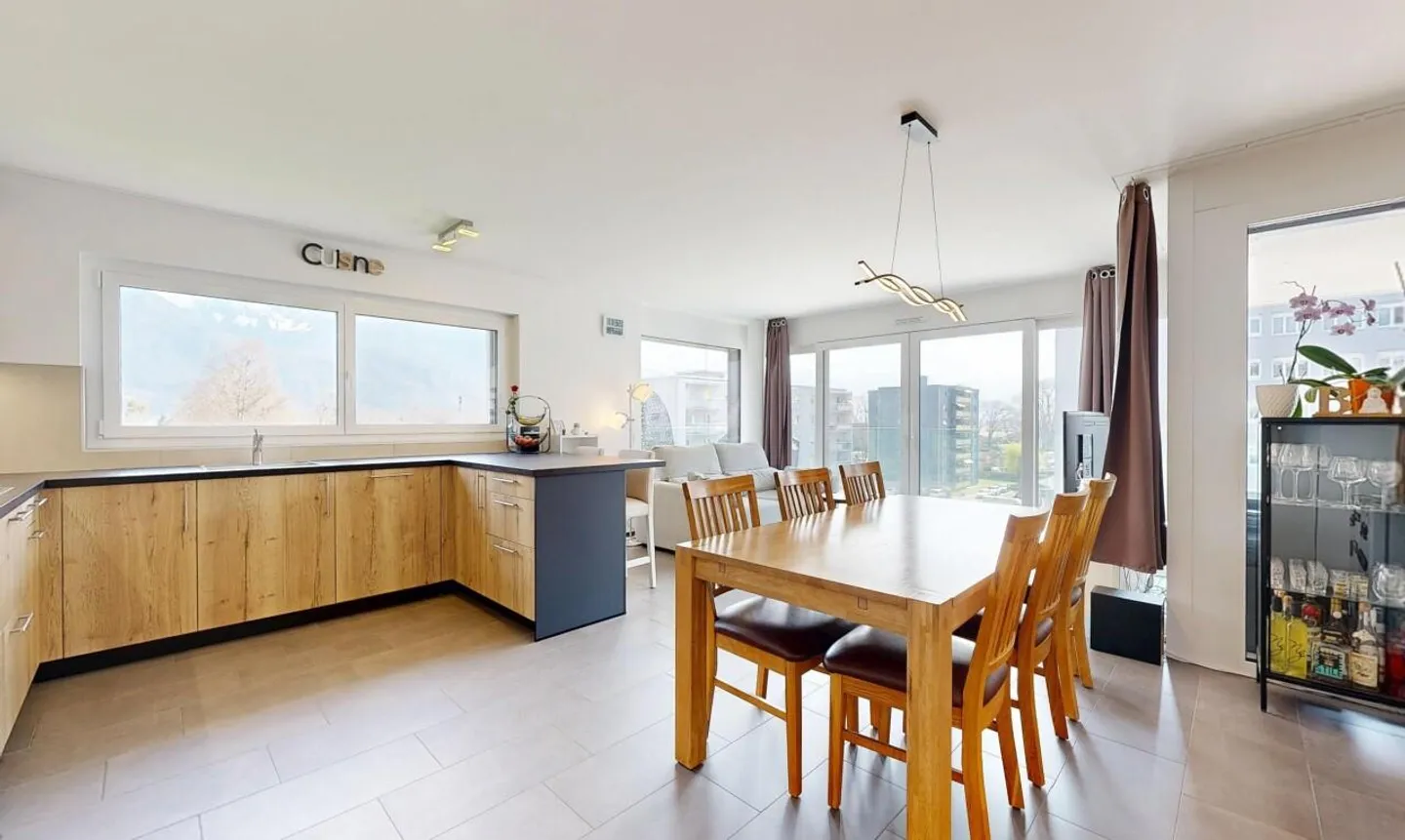 Exklusiv: Helle Wohnung mit großer Terrasse - Foto 7 von 11