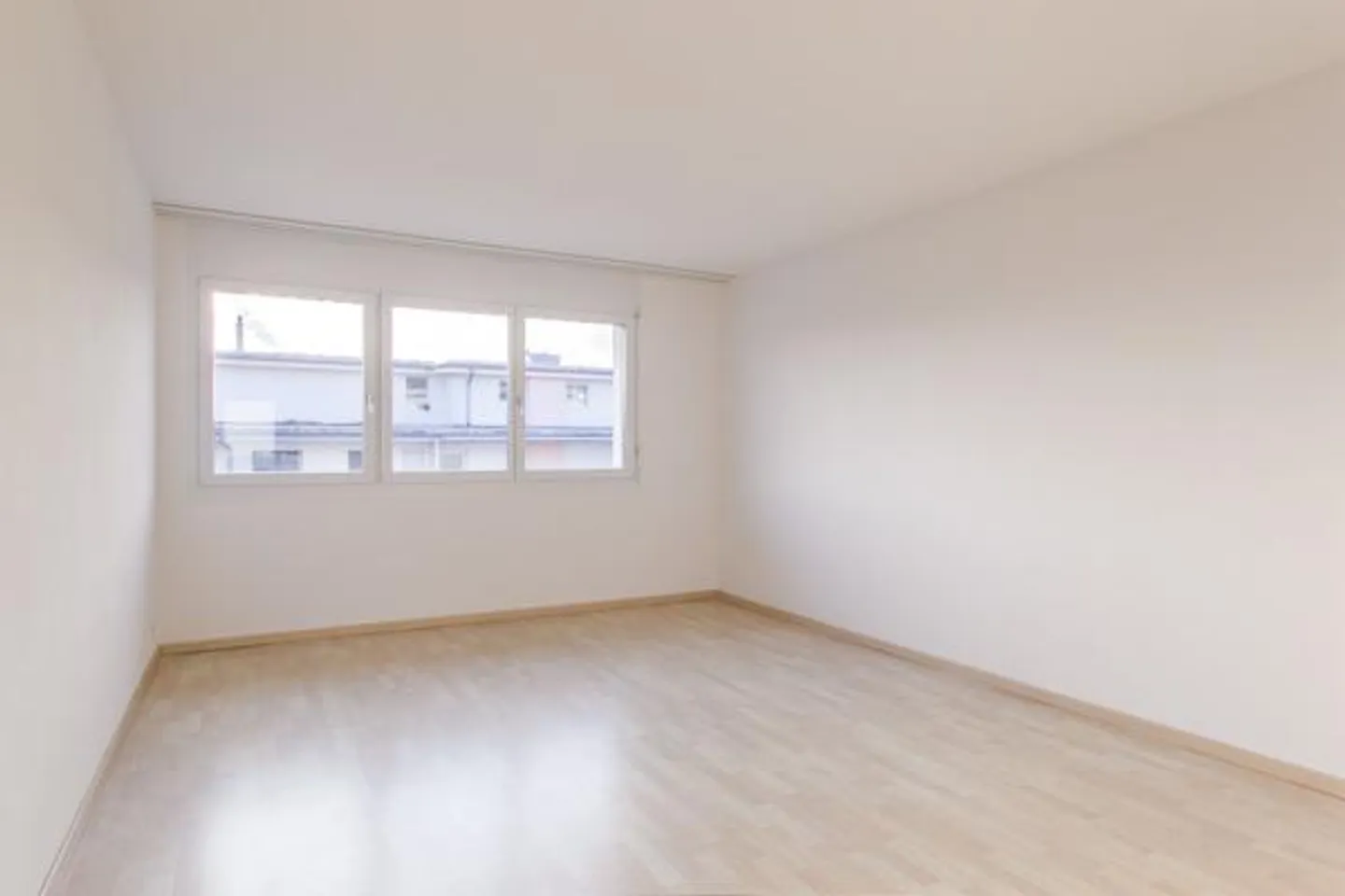 Grosszügige Maisonette in Wallisellen - Foto 4 von 6