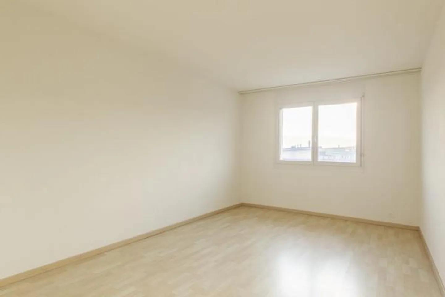 Grosszügige Maisonette in Wallisellen - Foto 5 von 6