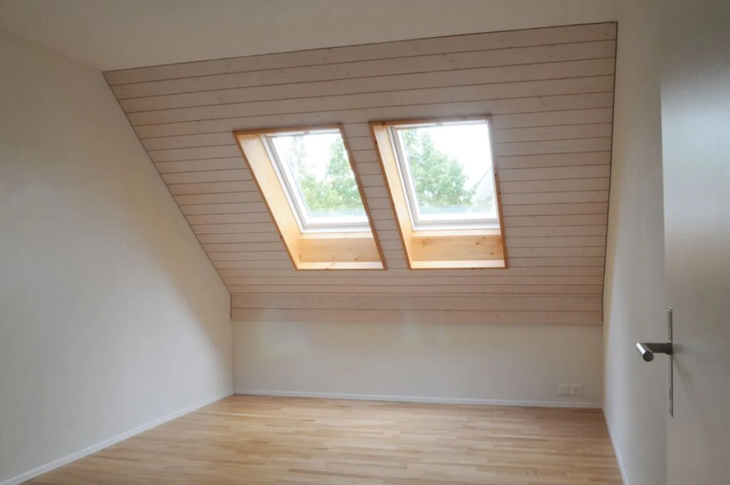 Your new home in the village center: 3.5-room maisonette with gallery & cozy terrace - Photo 9 of 16