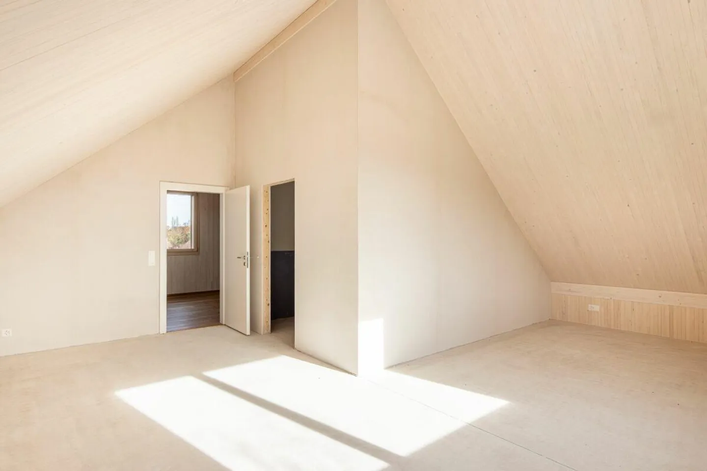 NOUVELLE maison individuelle de 6,5 pièces au bord du lac - Photo 24 sur 27