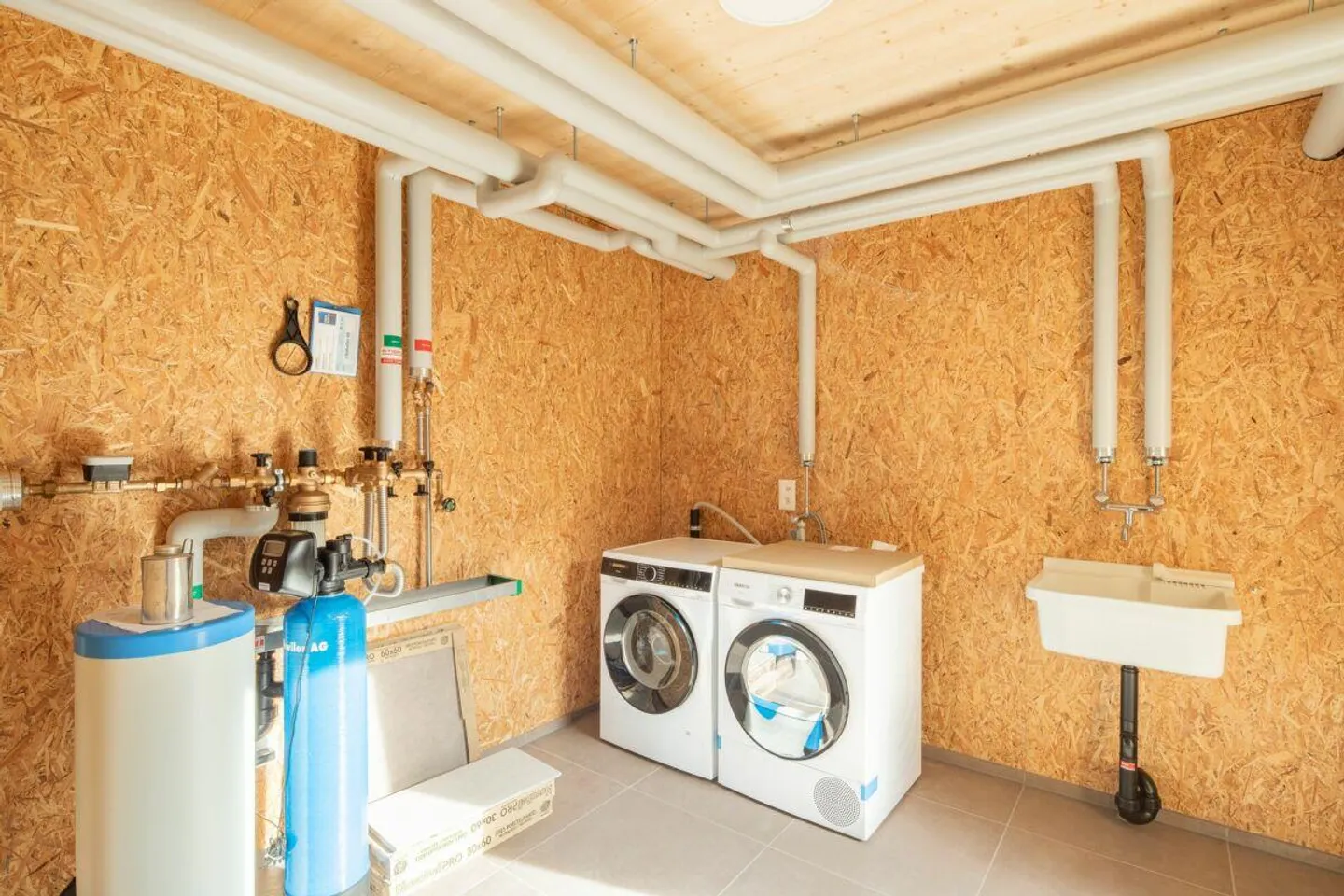 NOUVELLE maison individuelle de 6,5 pièces au bord du lac - Photo 25 sur 27