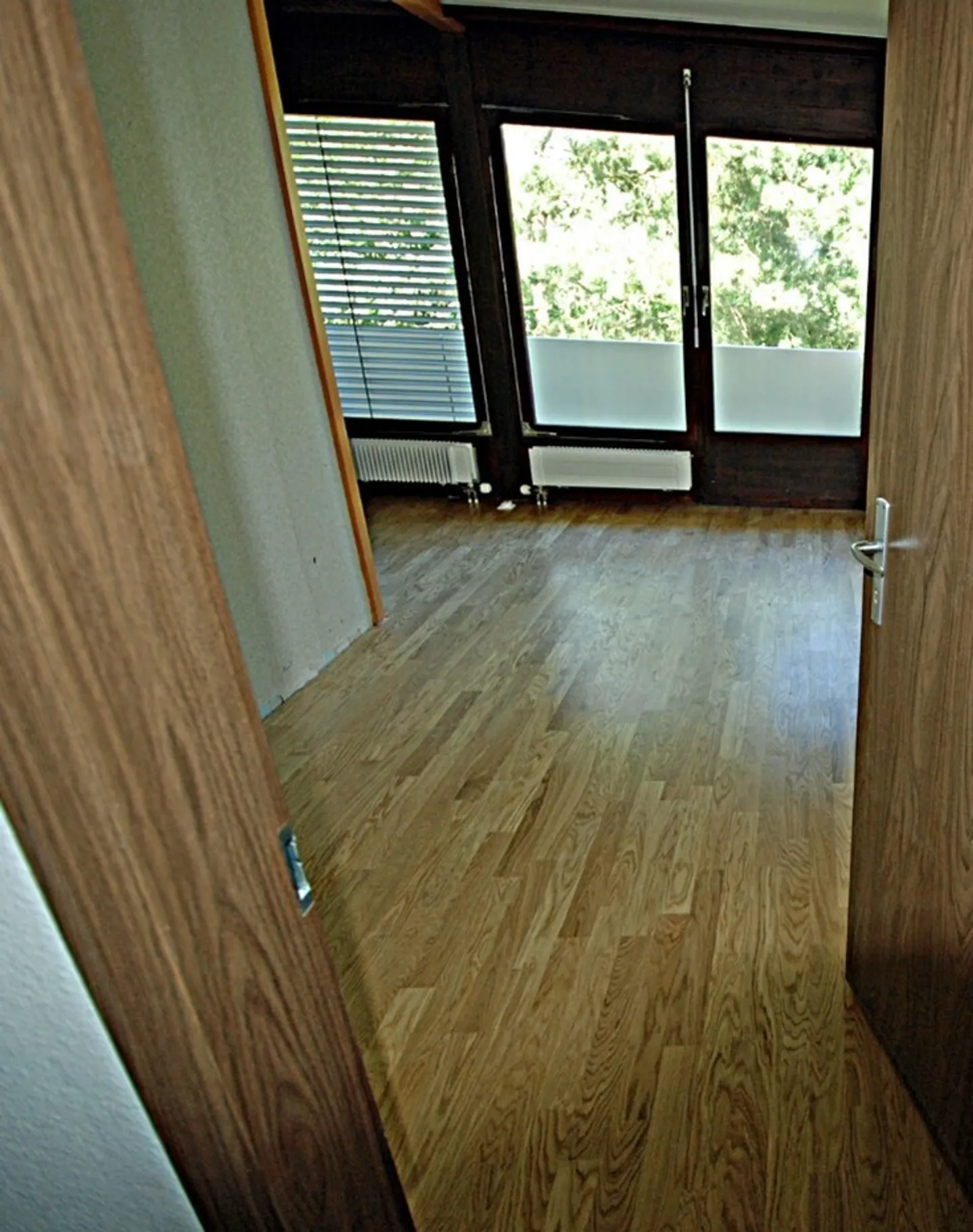 Spacious Apartment with Scenic Views - Photo 7 of 11