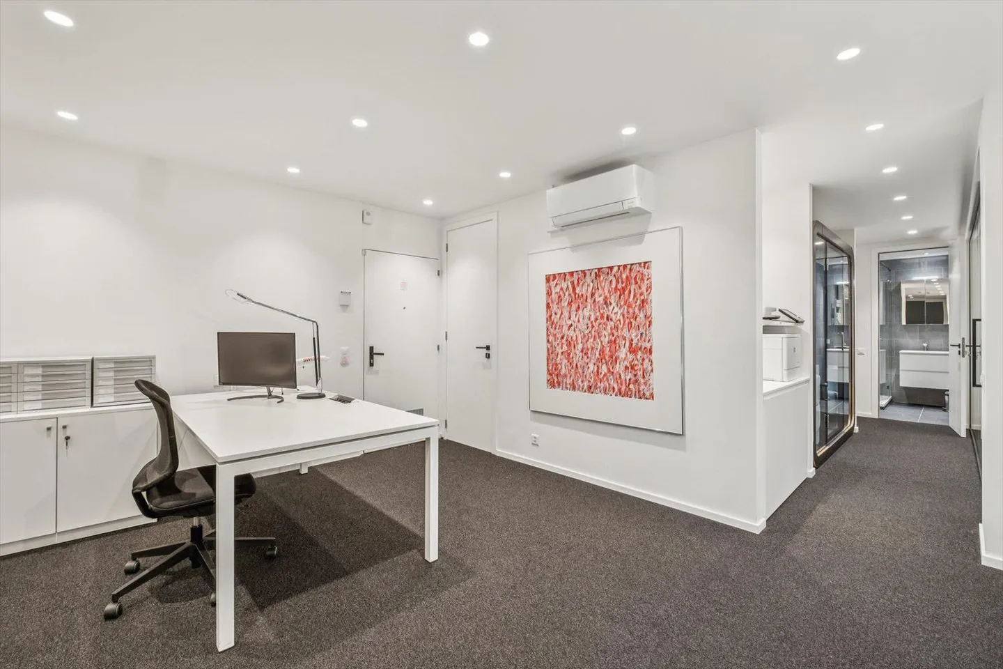 PRESTIGIOUS OFFICE FOR SALE – PETIT-SACONNEX, GENEVA - Photo 2 of 5