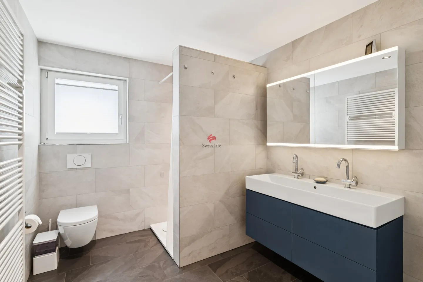 Two-family house with luxurious expansion standard - Photo 11 of 14