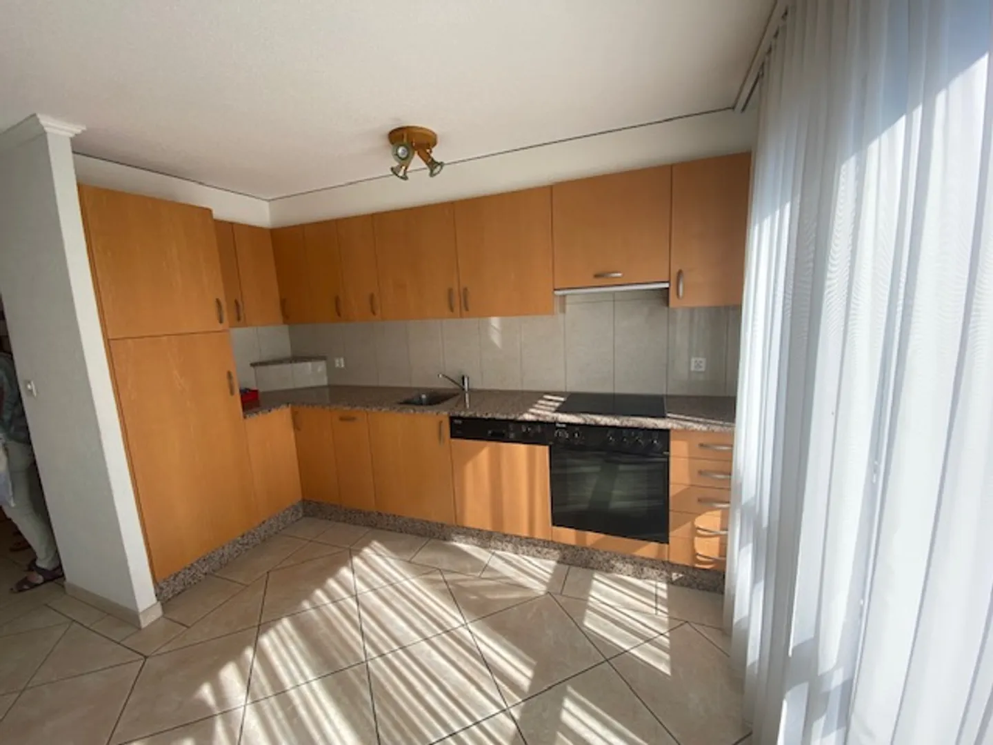 4.5 Room Apartment - Photo 1 of 14